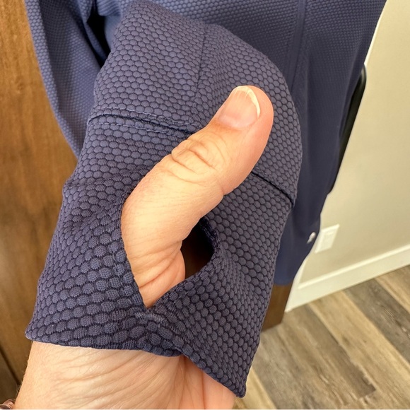 TOMMY BAHAMA GOLF FULL ZIP LIGHTWEIGHT NAVY BLUE JACKET ACTIVE WEAR ATHLEISURE - Picture 8 of 16